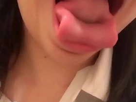 Japanese girl kamititisokuhou showing crazy tongue skills