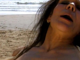 Spanish pornstar samia duarte fucking on a public beach
