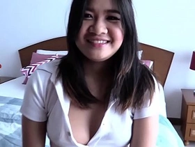 Cute fat thai girl loves to suck cock and get fucked doggy style
